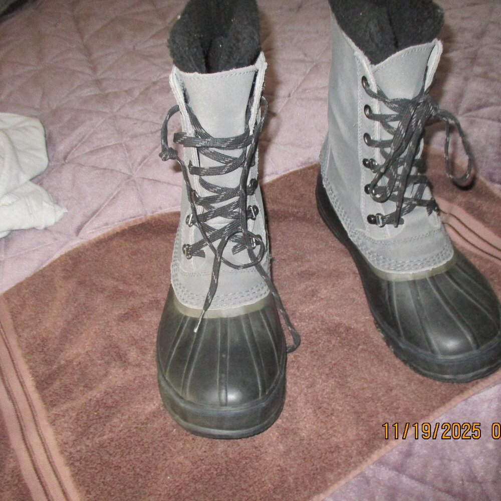 l.l. bean warm winter men's boots sz 10  leather & rubber